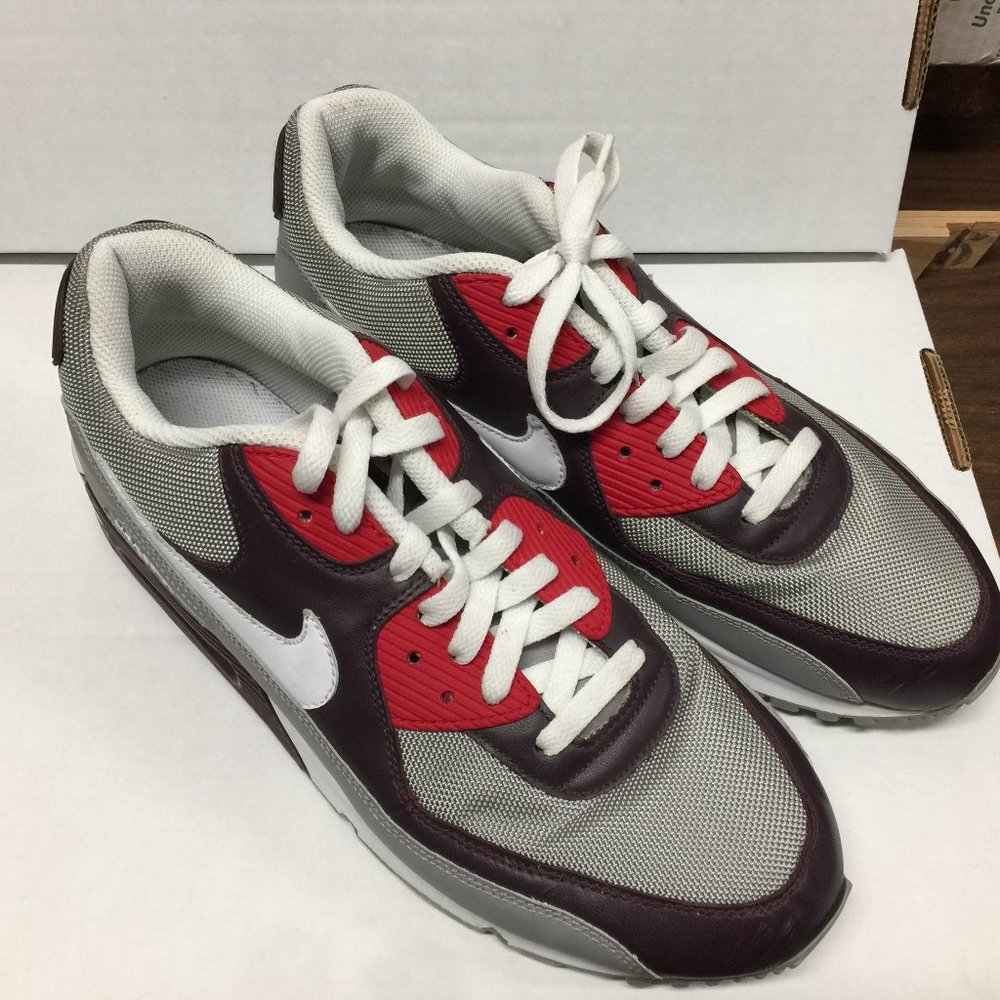 Running Shoes Sneakers Nike Air Max Size 11